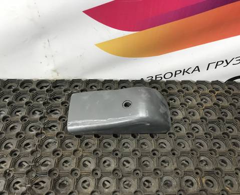 81637310261 Накладка зеркала левого