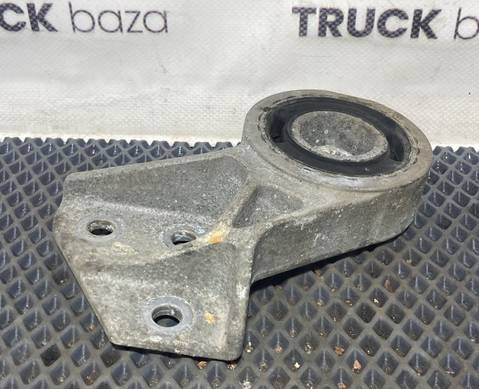 1791181 Кронштейн интеркулера правый для Scania