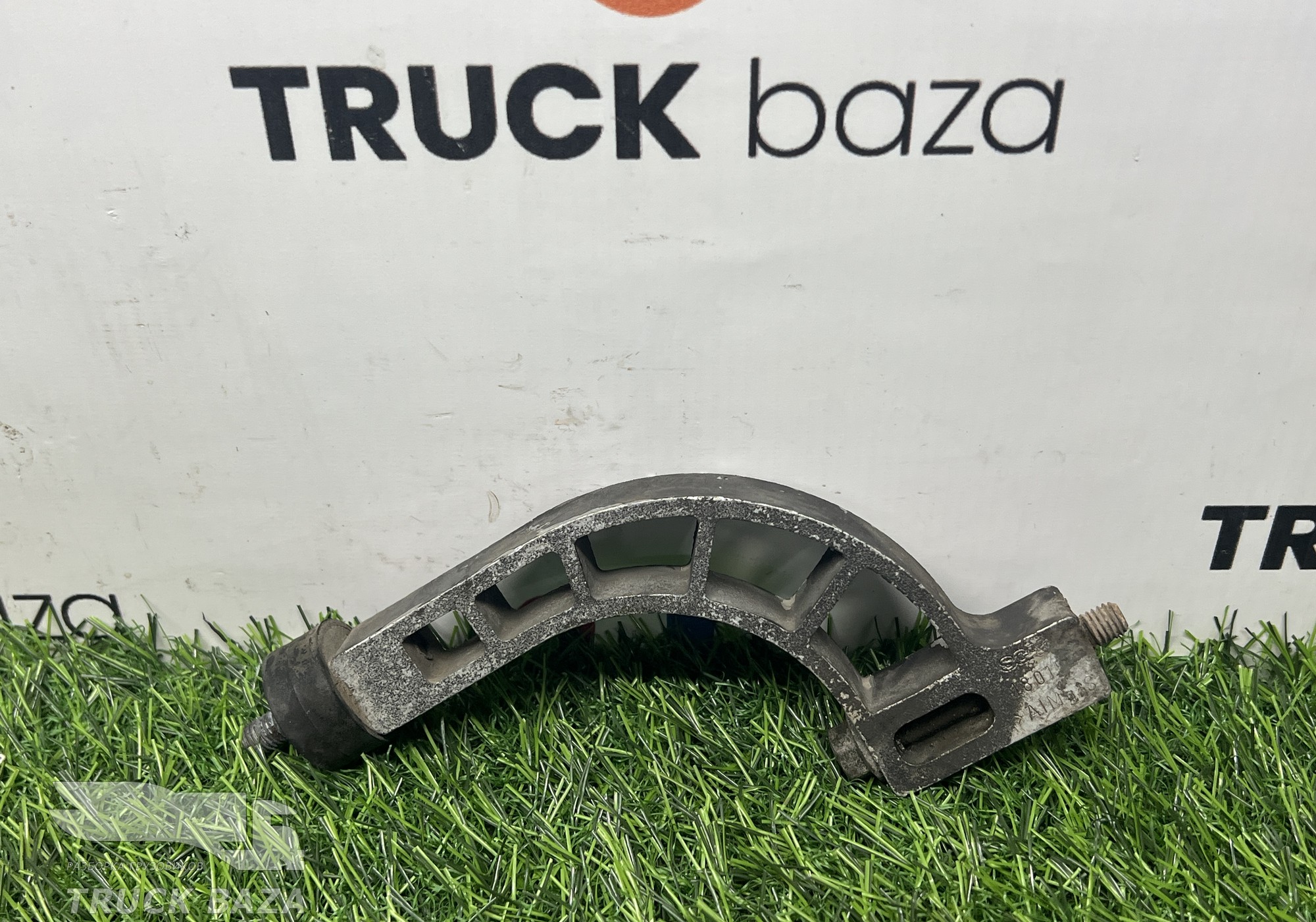 1801540 Кронштейн кольца диффузора для Scania