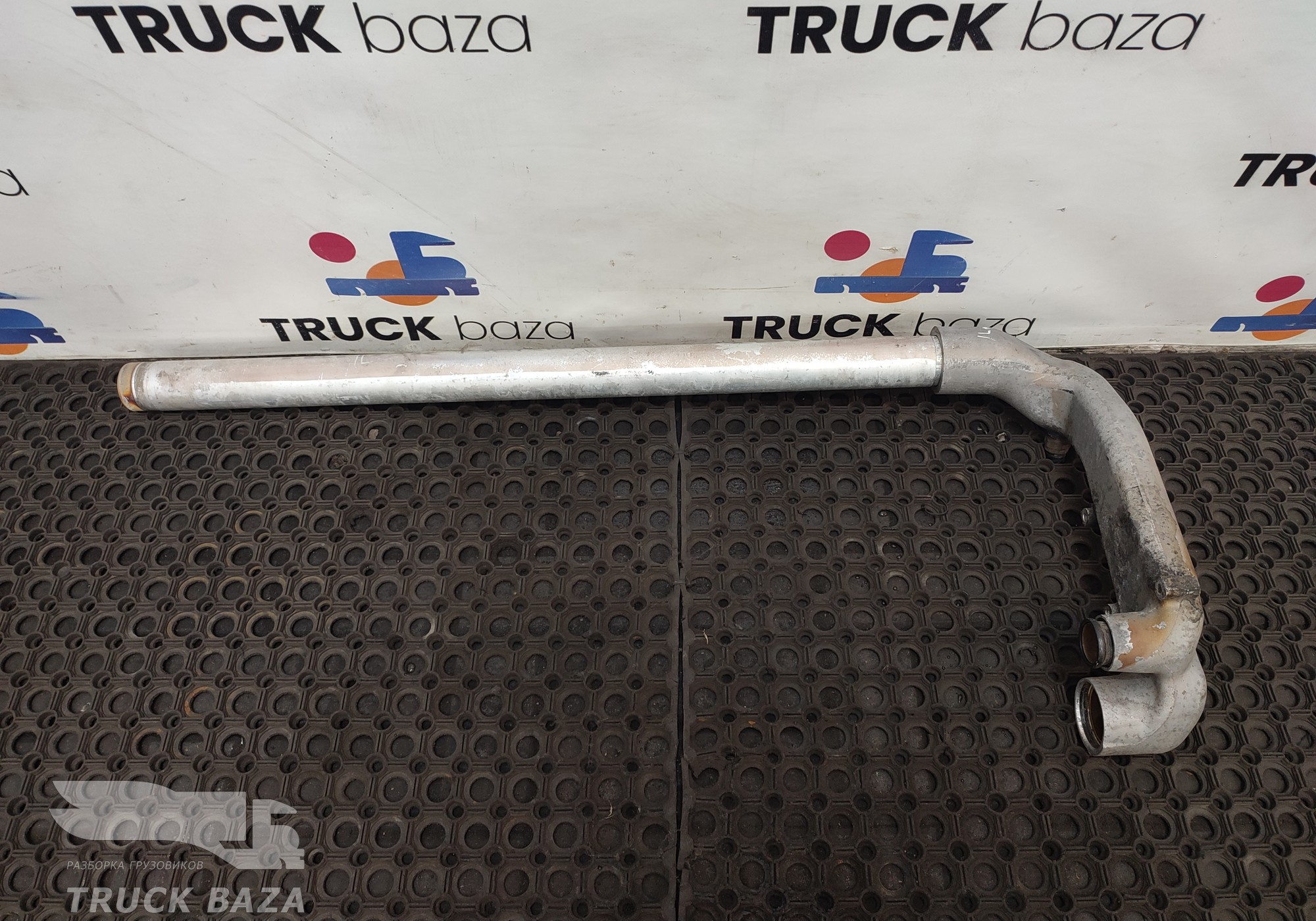 51063023360 Патрубок системы охлаждения