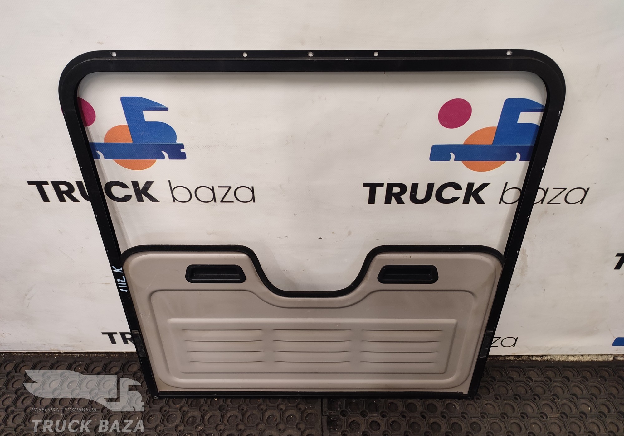 1651696 Шторка люка для Daf XF105 (с 2006 по 2020)