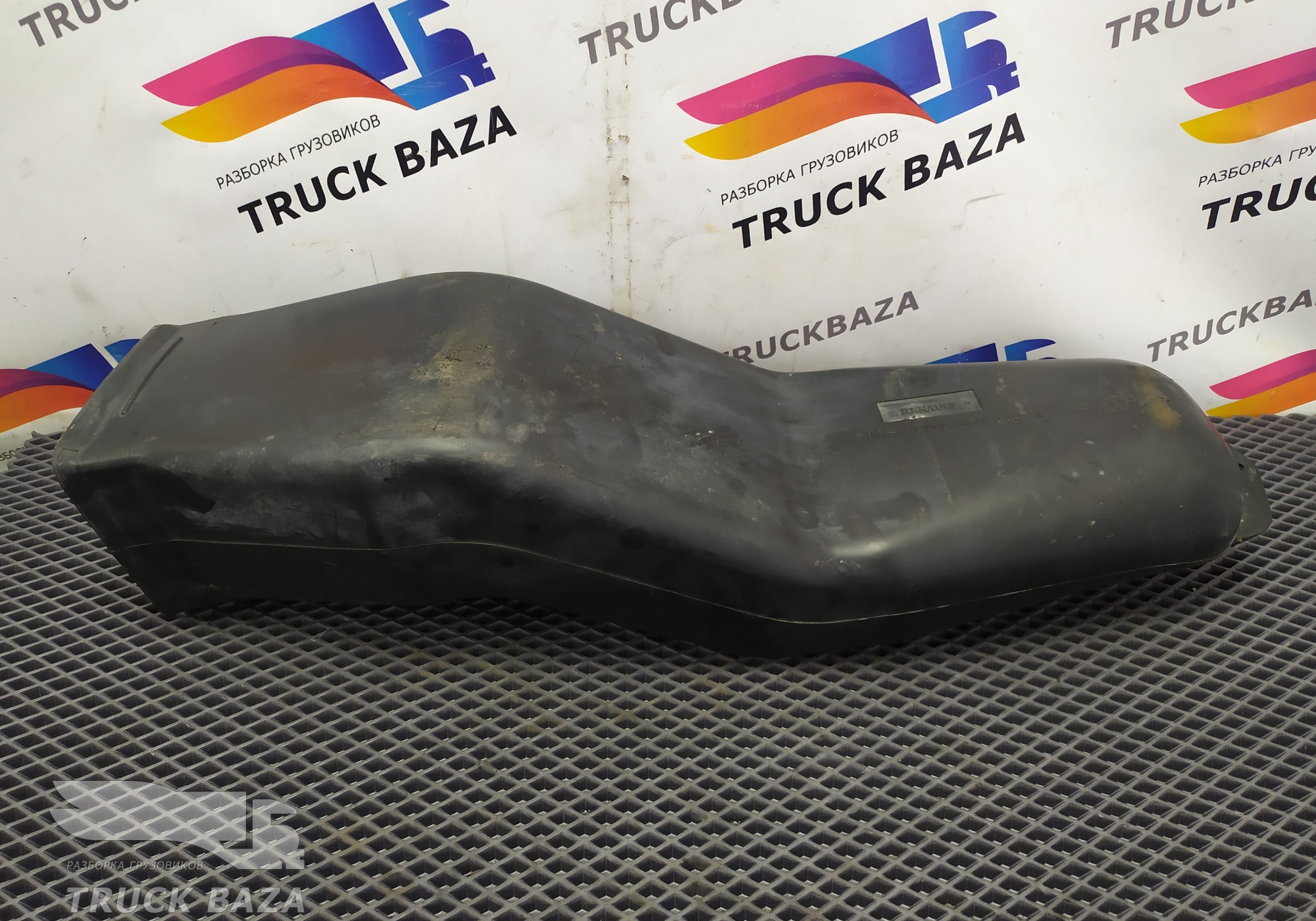 5010227209 Патрубок отопителя для Renault