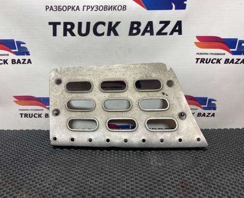 20360788 Площадка подножки левой для Volvo FH 2 (с 2002 по 2008)