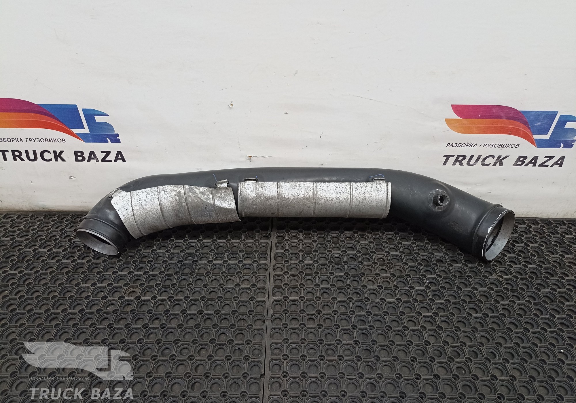 21551667 Патрубок воздушного фильтра для Volvo FM