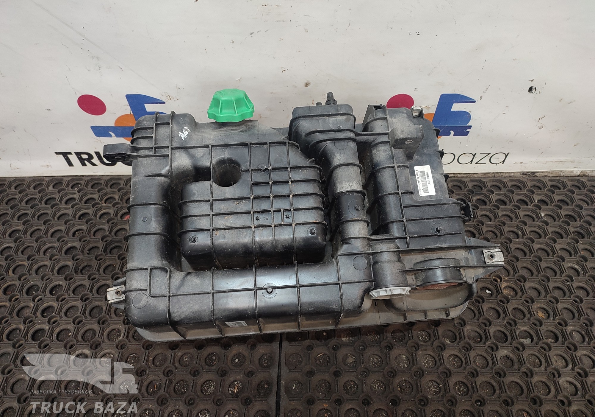 A9605018703 Бачок расширительный для Mercedes-Benz Actros New Actros MP4 (с 2011)