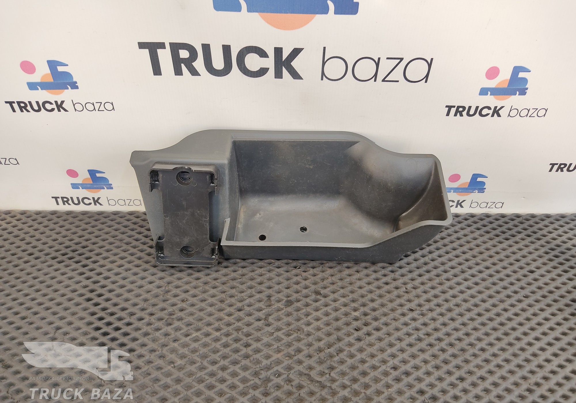 81617010288 Накладка декоративная