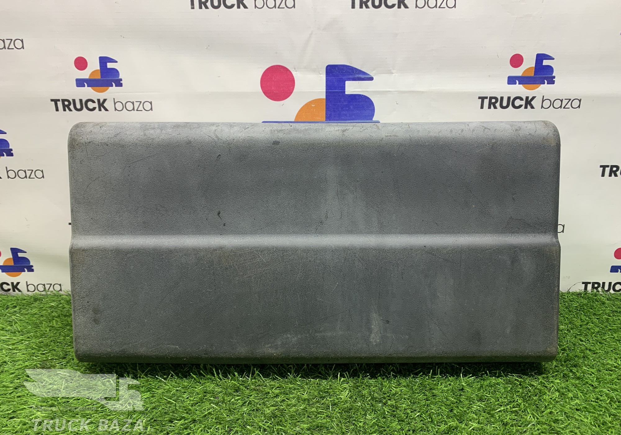 41213720 Накладка заднего крыла правого для Iveco Eurotrakker