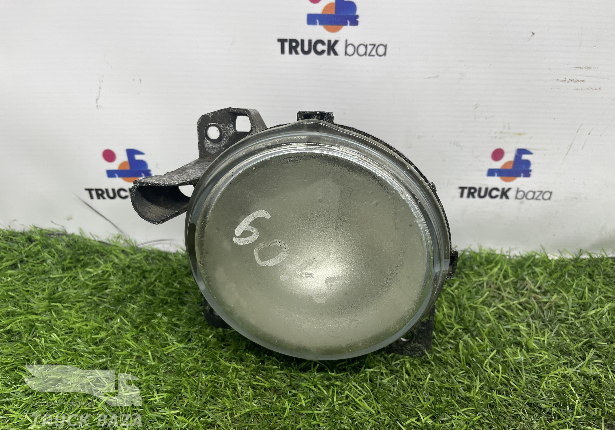 1852569 Фара противотуманная левая для Scania 5-series R (с 2004 по 2016)