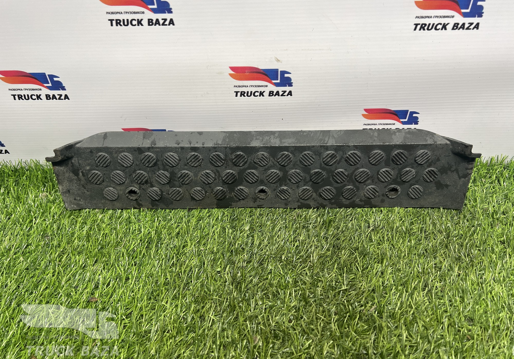 A9736840121 Накладка порога правая