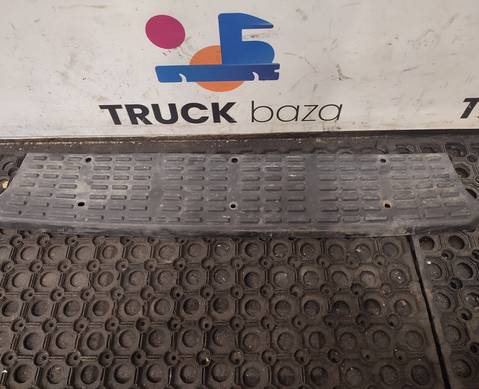 549018416071 Накладка подножки переднего бампера для КАМАЗ 54901