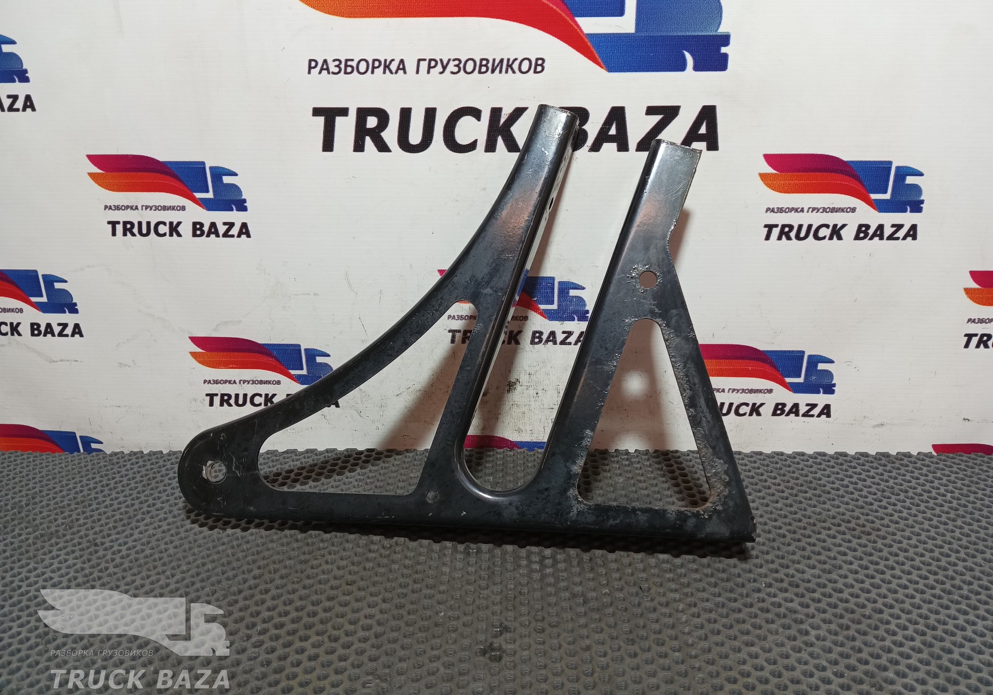 1663012 Кронштейн воздушного фильтра для Daf XF105