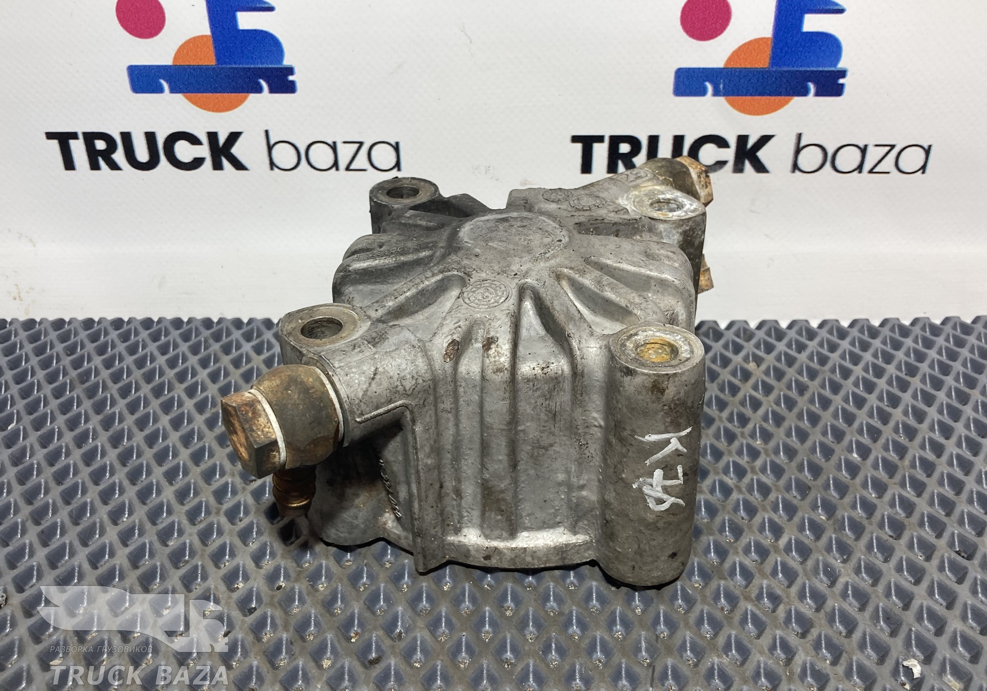 1315334069 Корпус цилиндра КПП 16S2220TD