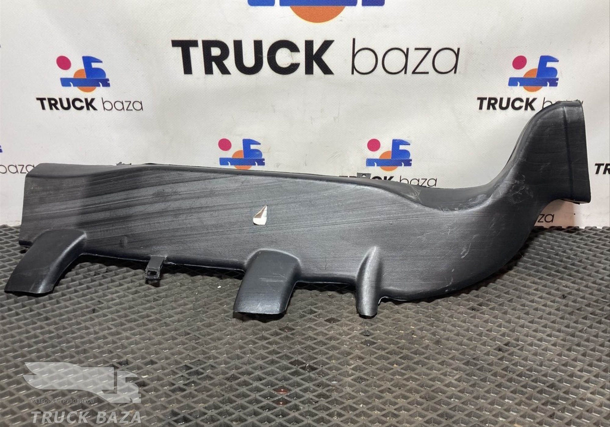 1305020 Воздуховод отопителя