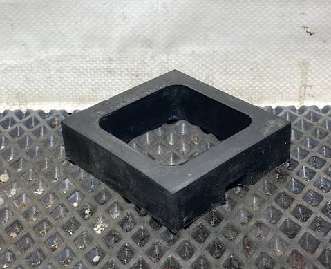 WG9100360045 Проставка крана тормозного для Sinotruk Sitrak C7H