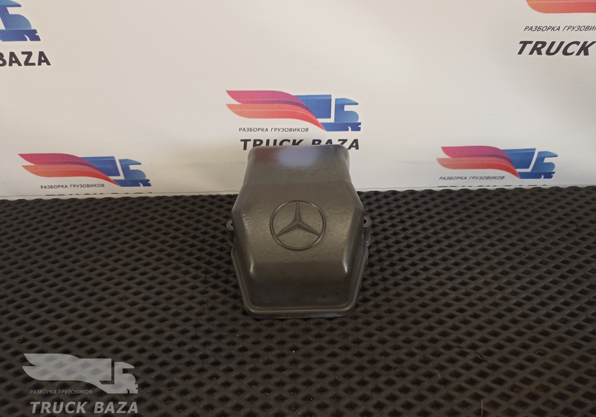 A4570100930 Крышка головки блока цилиндров для Mercedes-Benz Axor