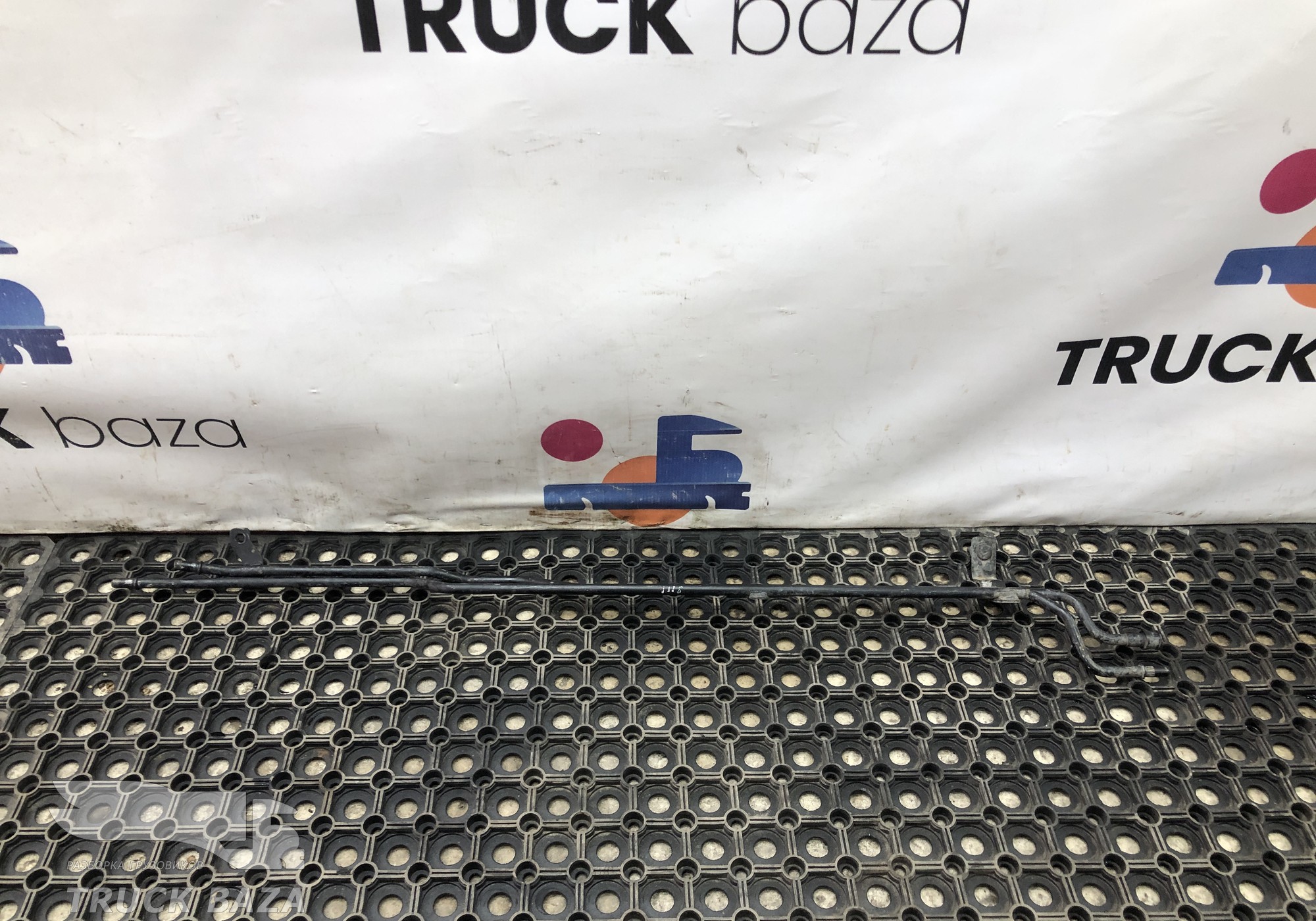 2451636 Трубка системы охлаждения