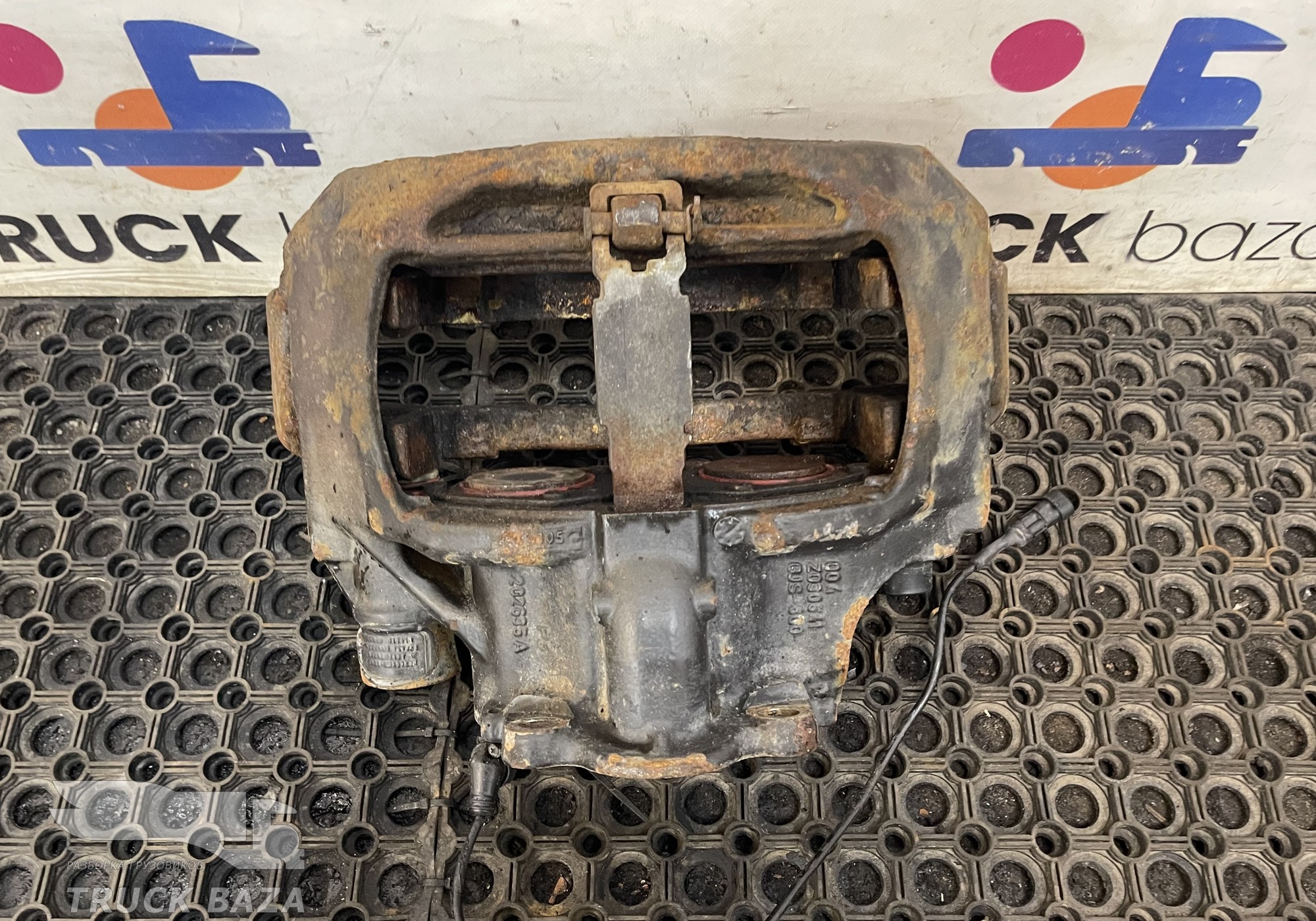 0004202702 Суппорт передний правый/задний левый