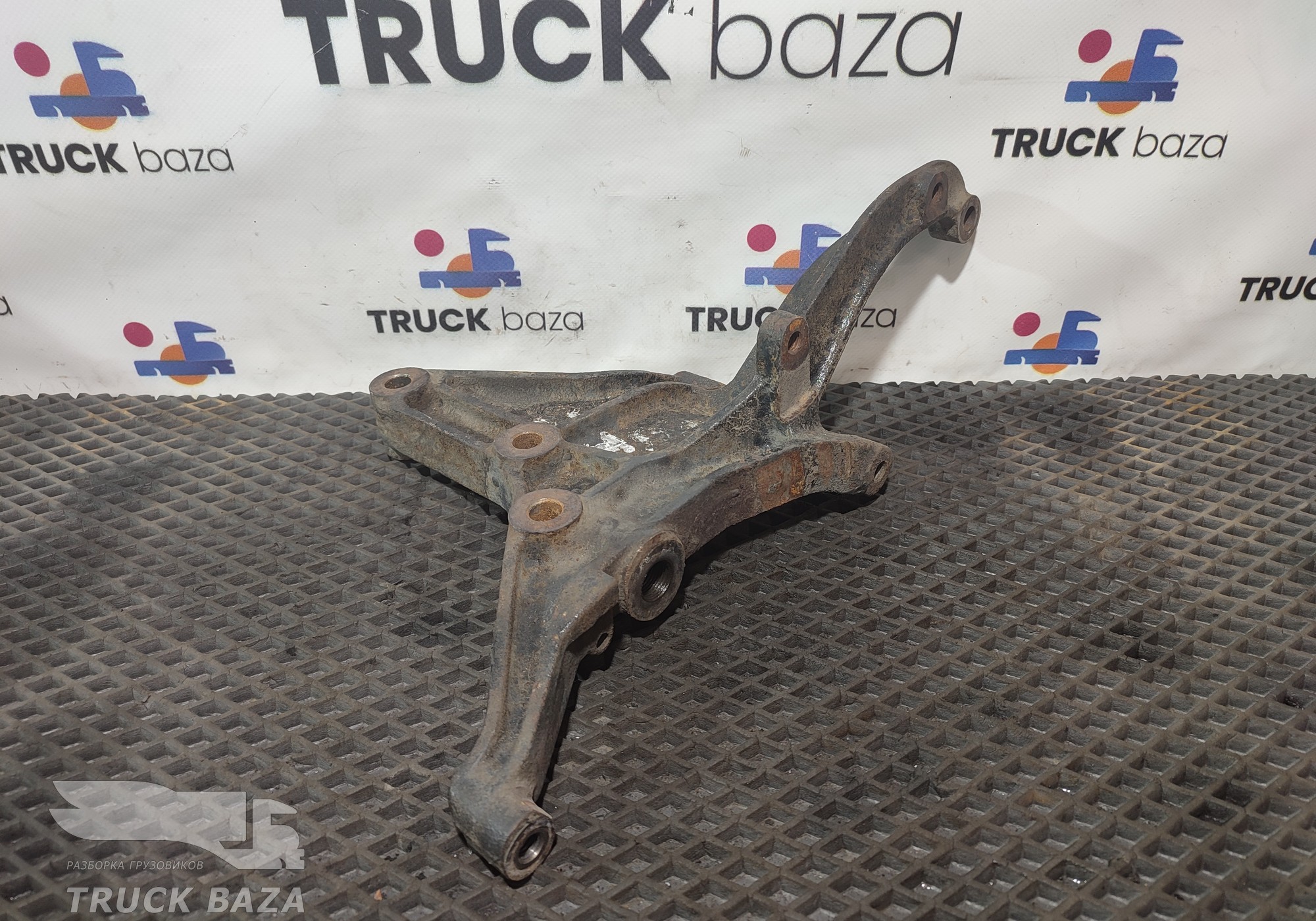 5411550535 Кронштейн генератора для Mercedes-Benz