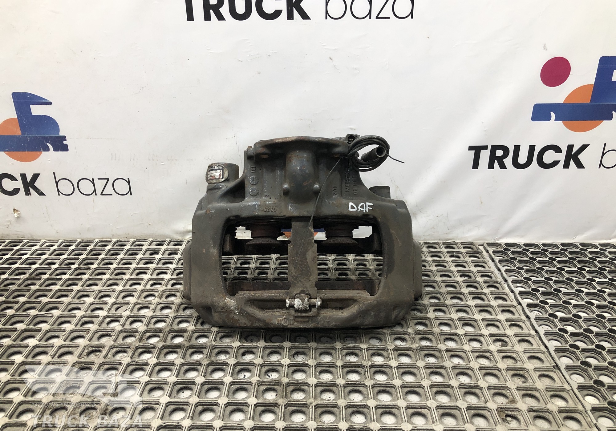 1627244 Суппорт передний правый / задний левый для Daf 95XF