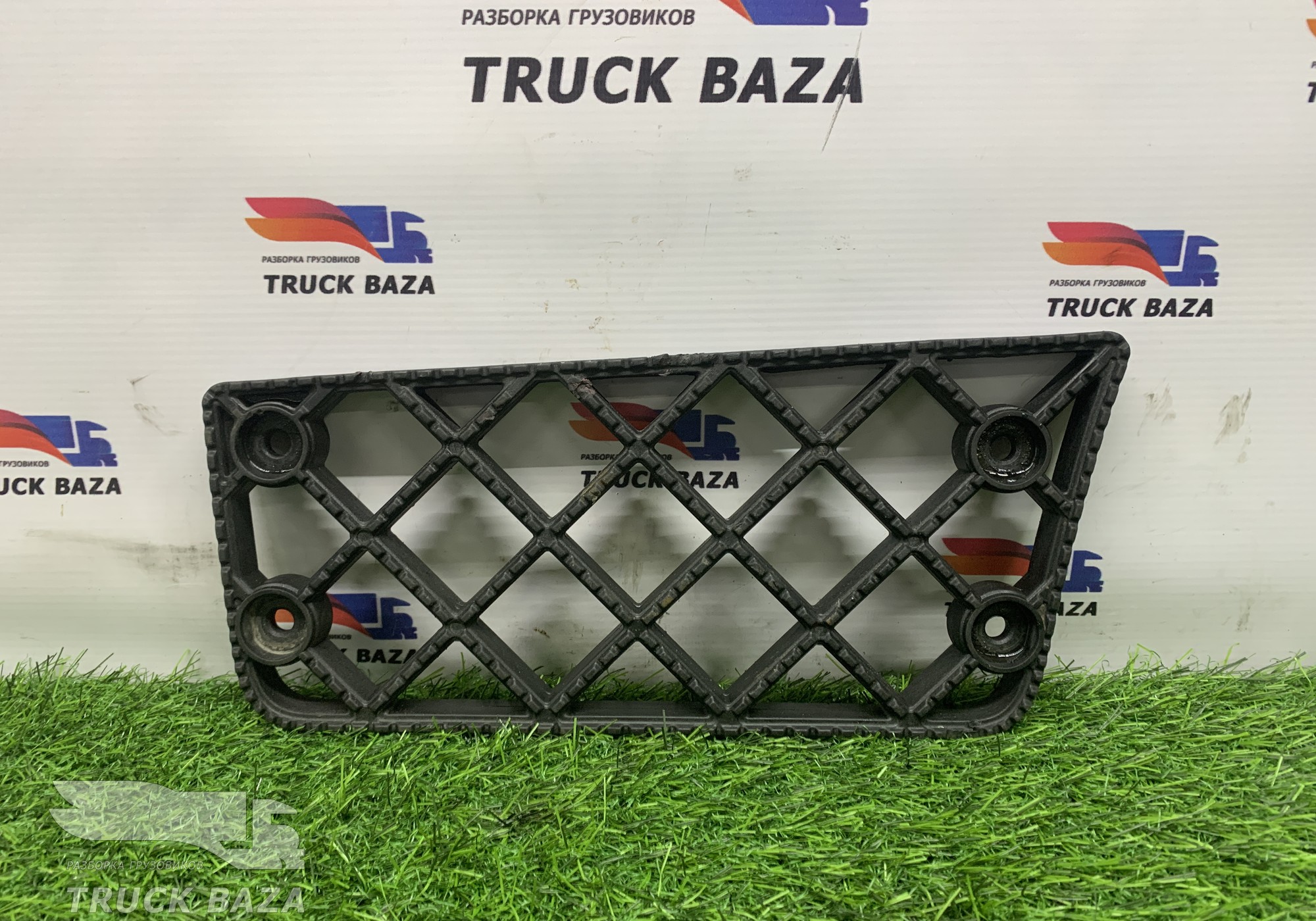 5490840501710 Площадка подножки для КАМАЗ 54901