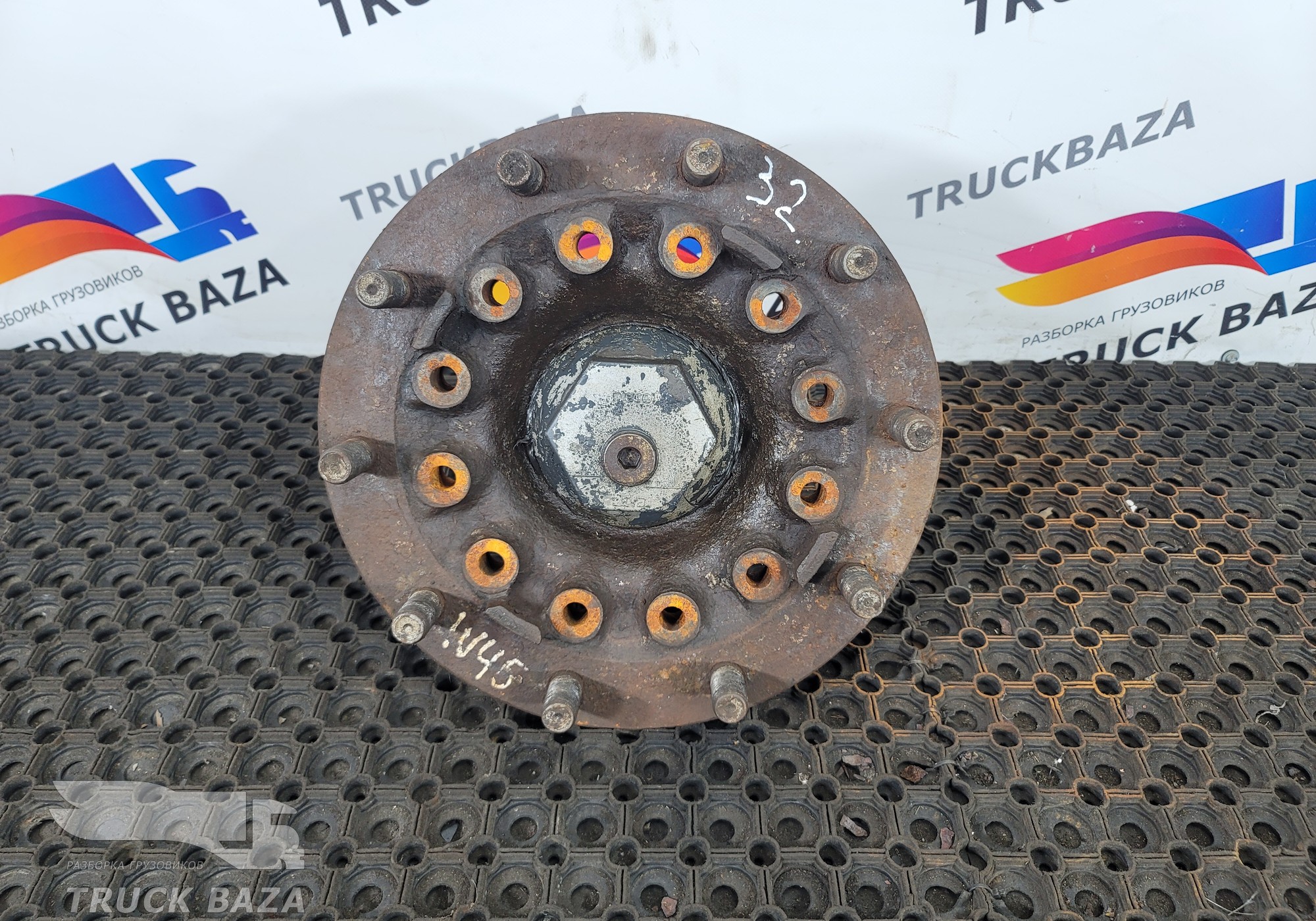 7179854 Ступица передняя для Iveco