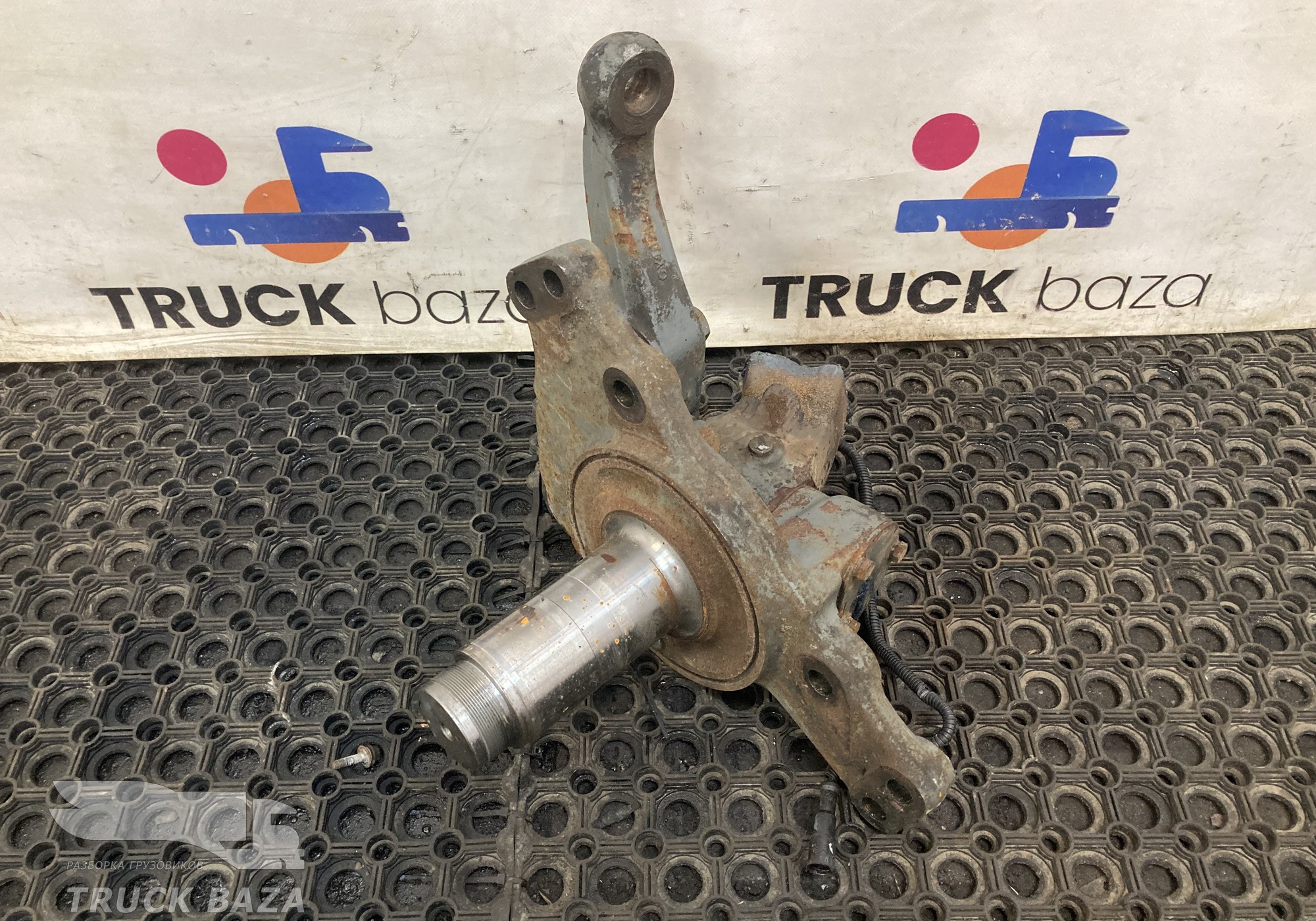 AZ4071418013 Кулак поворотный левый для Sinotruk Sitrak C7H