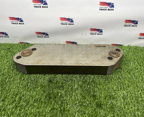 7421370430 Радиатор масляный для Renault