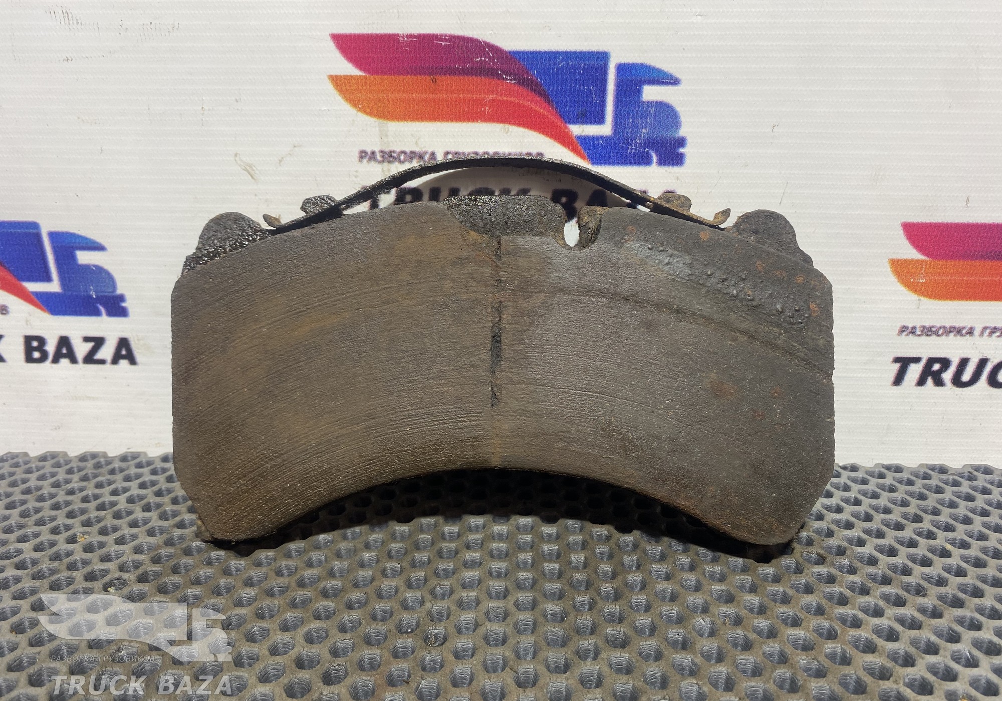 0084207320 Колодка тормозная для Mercedes-Benz