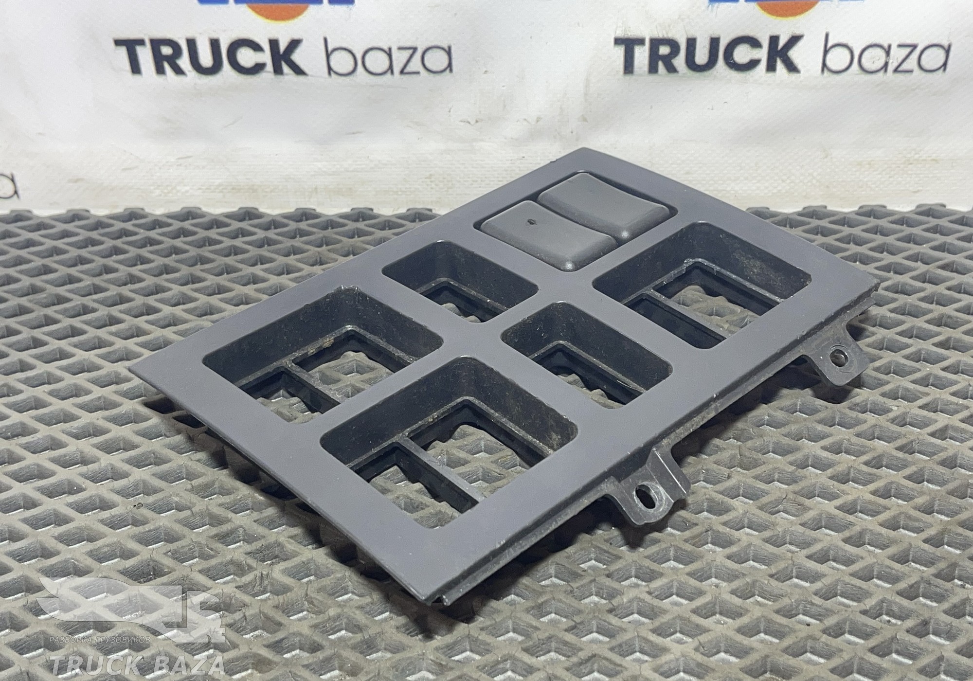 3175601 Панель переключателей для Volvo FH 2 (с 2002 по 2008)