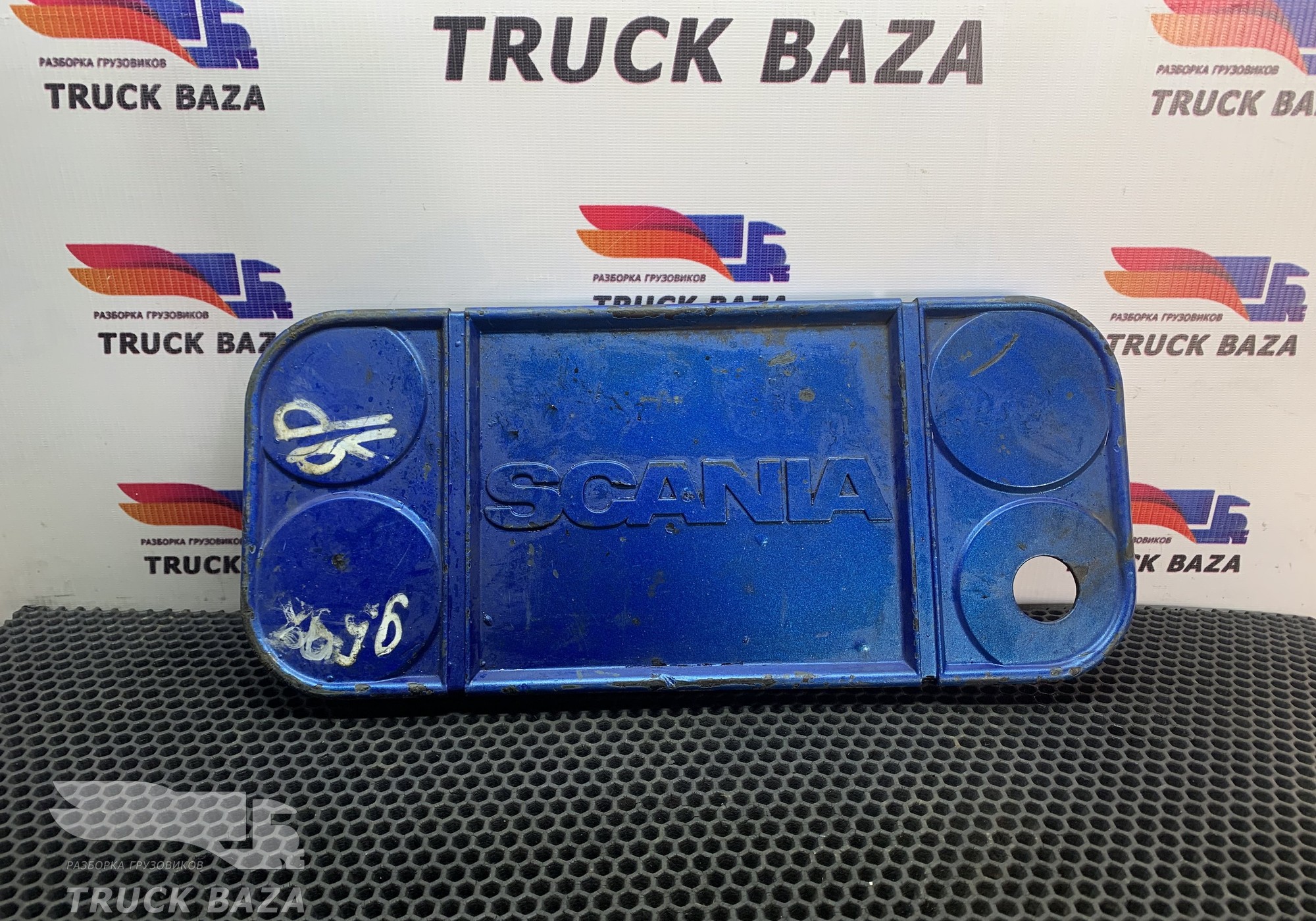 1382977 Крышка масляного радиатора для Scania 5-series R (с 2004 по 2016)