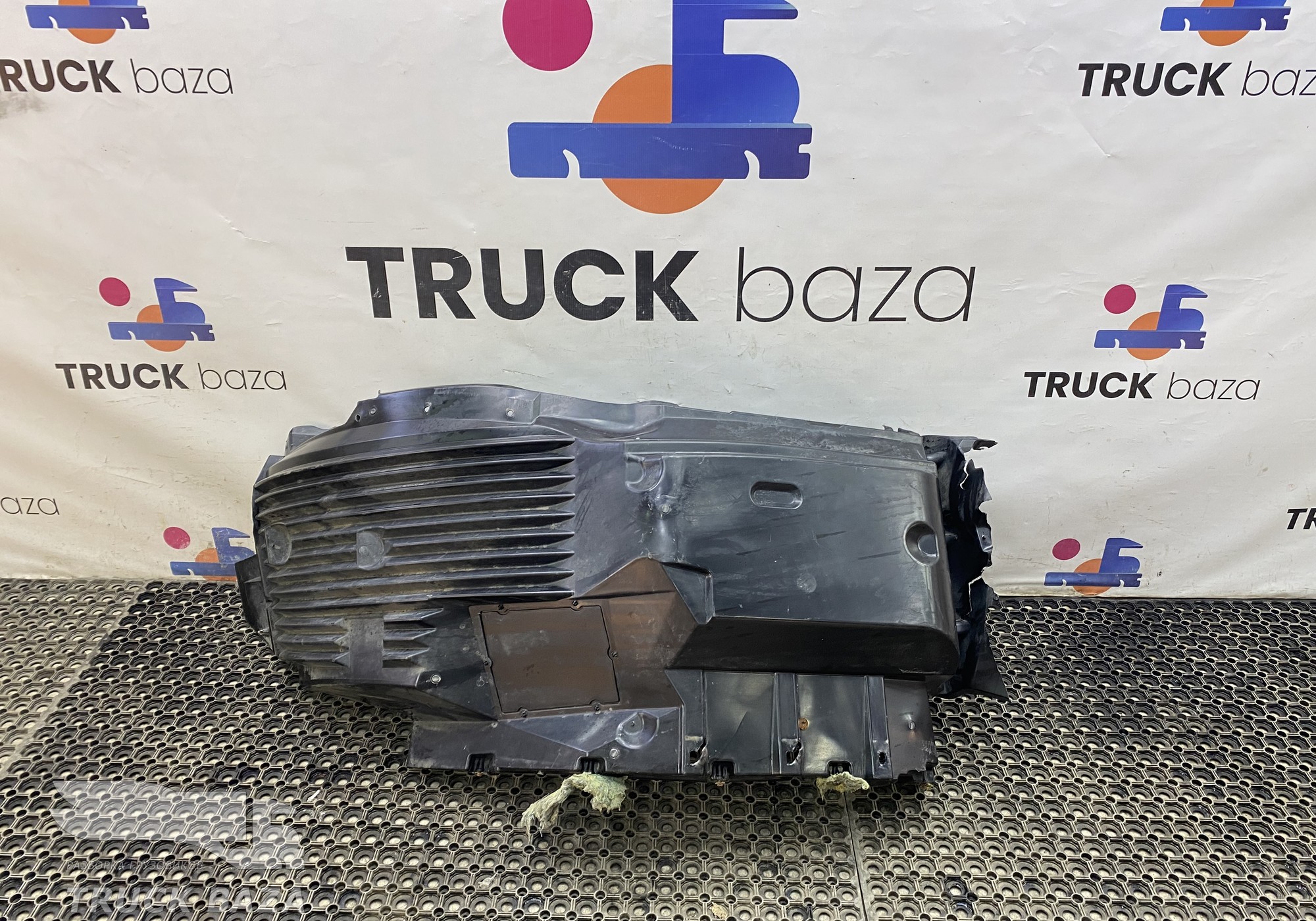 810W612300108 Крыло переднее левое для Sinotruk Sitrak C7H