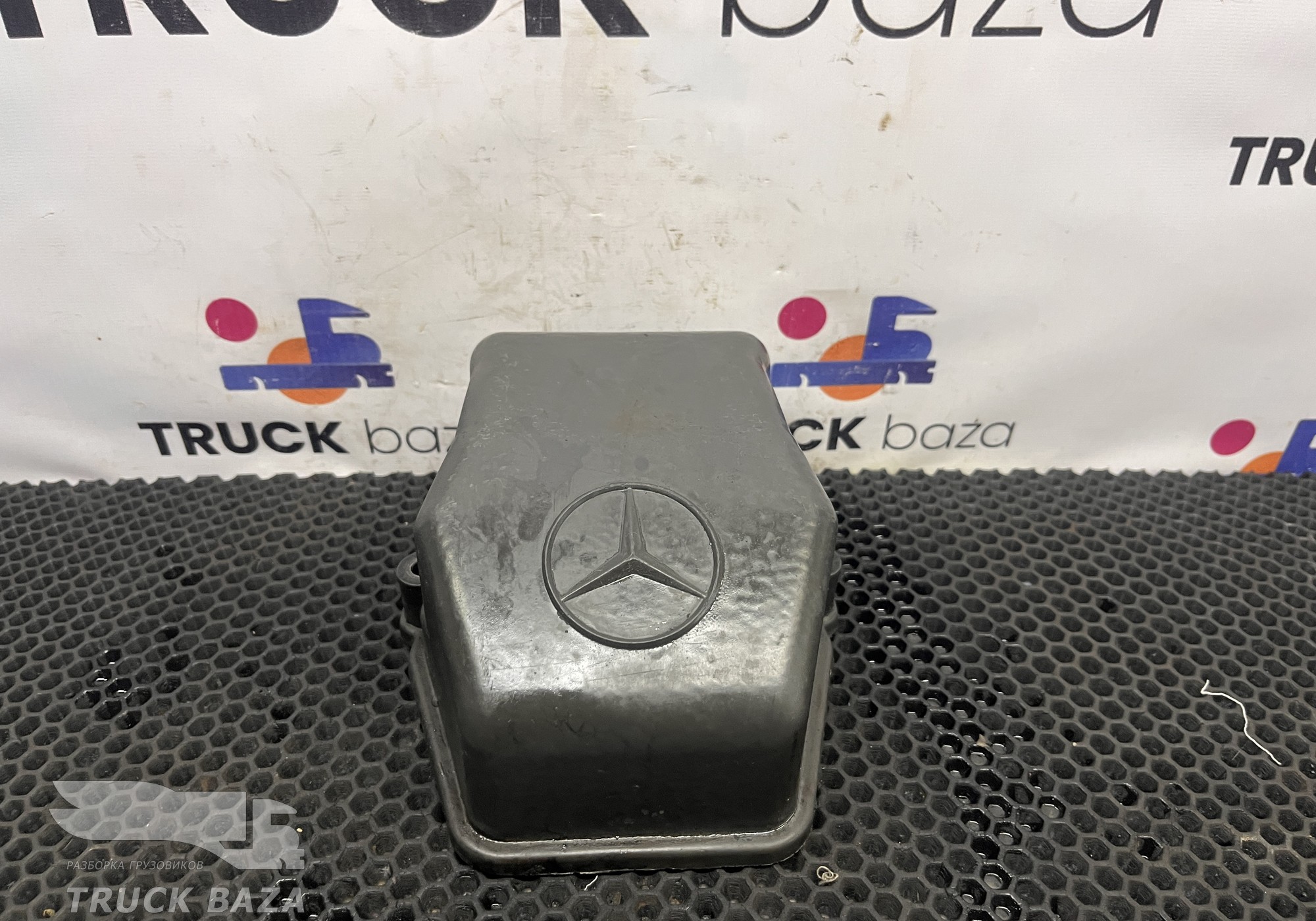 A4570100130 Крышка ГБЦ клапанная для Mercedes-Benz Actros MP1 (с 1996 по 2003)