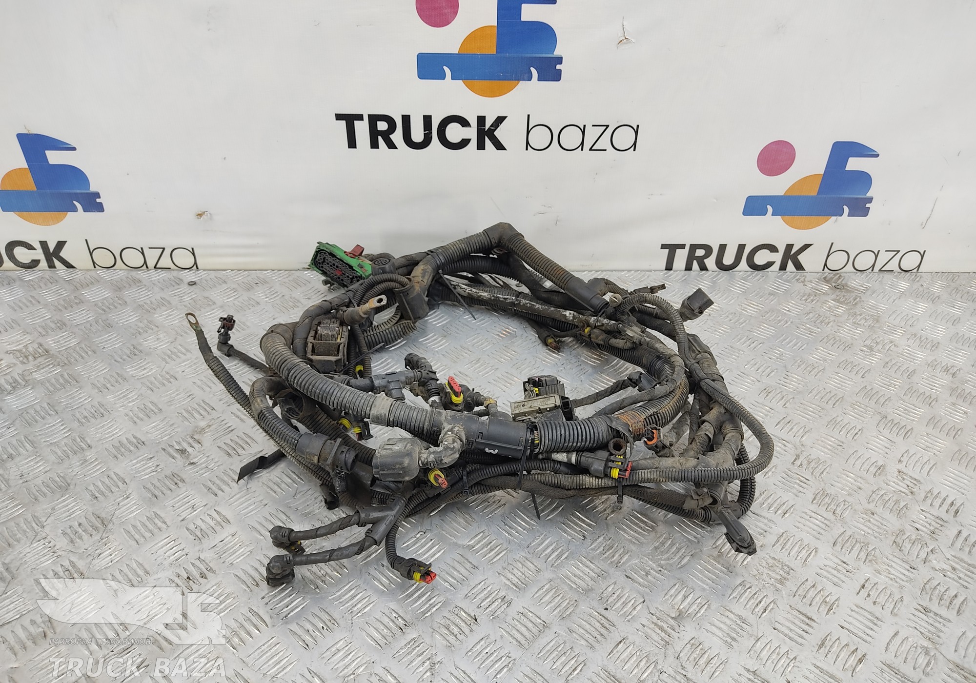 504272878 Проводка двигателя для Iveco