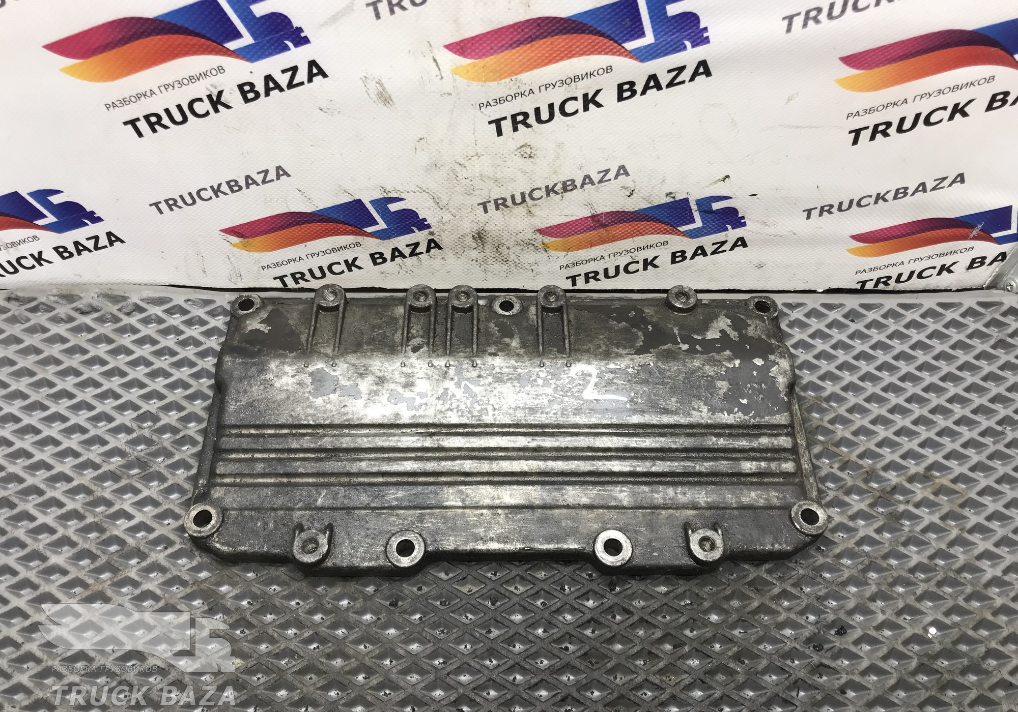 1372110 Крышка блока цилиндров для Scania 4-series T (с 1995 по 2007)