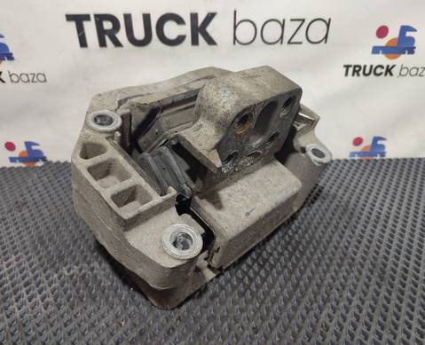 1921972 Опора КПП