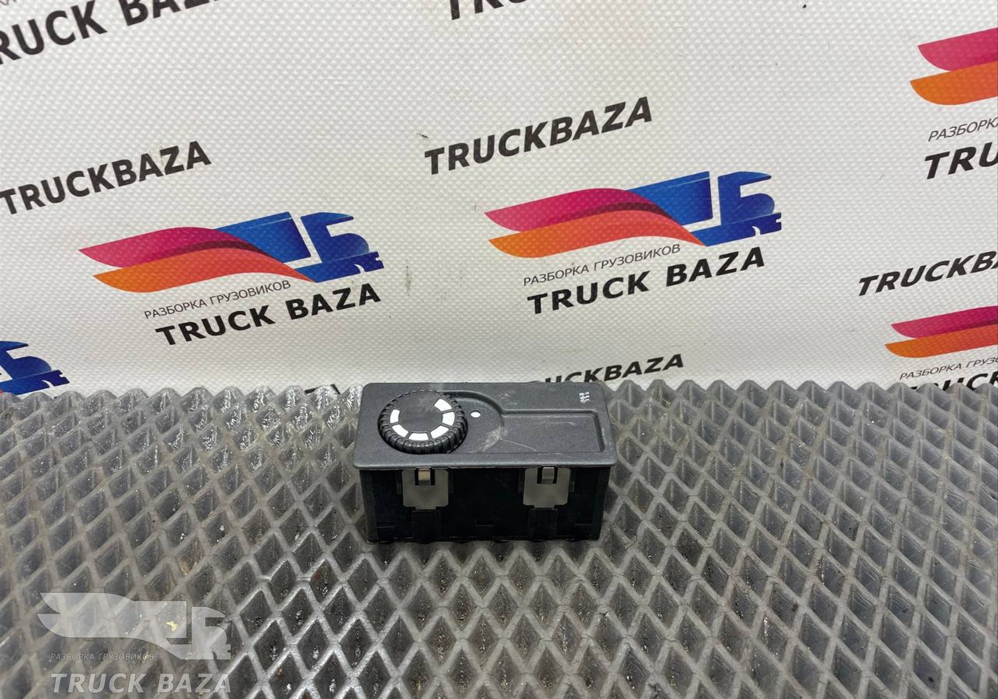 1734023 Блок управления автономным отопителем для Daf XF106 (с 2012)