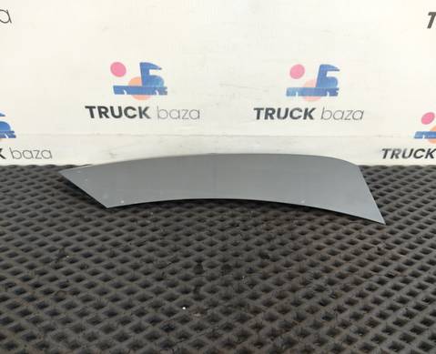 81629300168 Накладка потолка правая для Man