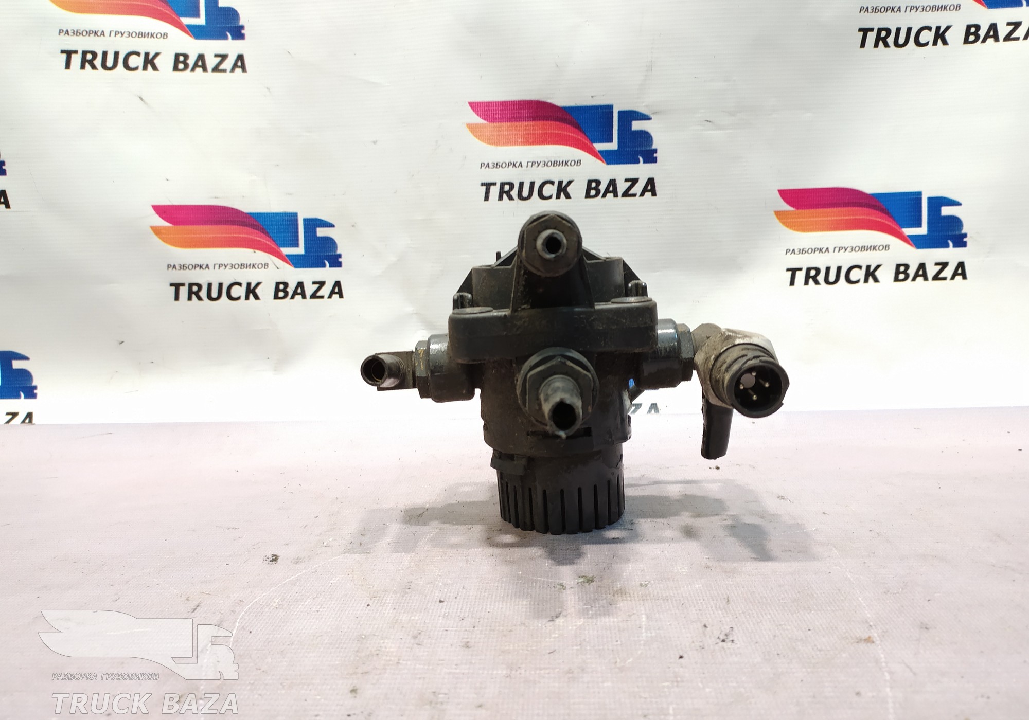 81521166074 Клапан ускорительный для Daf CF I (с 2000 по 2006)