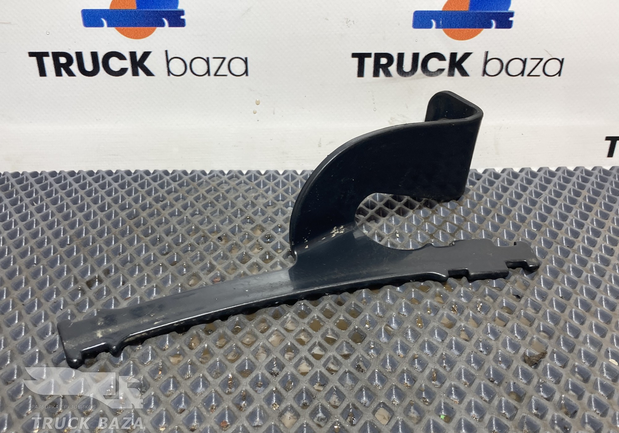 Кронштейн проводки для Man TGX II (с 2012)