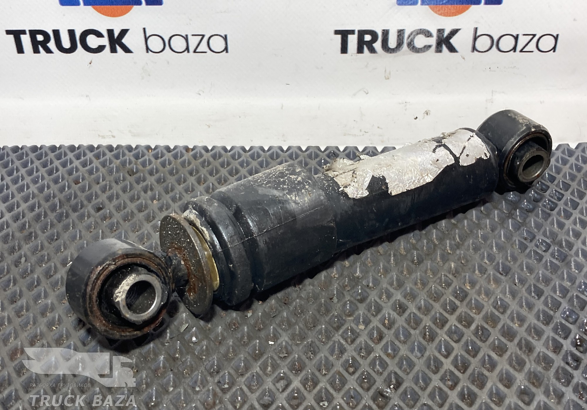 1436055 Амортизатор кабины горизонтальный