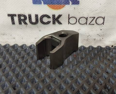 51101040065 Кронштейн форсунки топливной