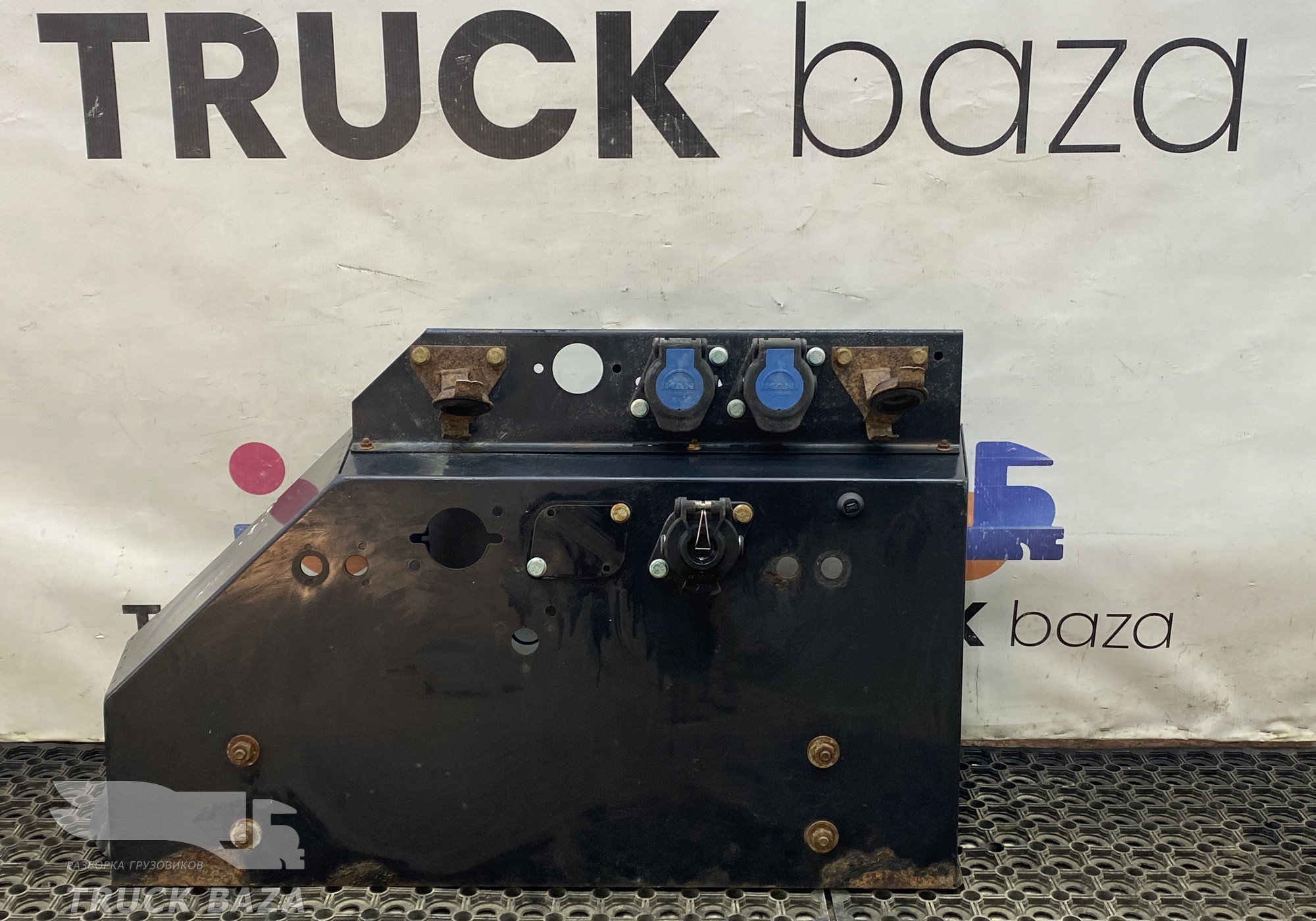 81192206457 Кронштейн перекидок для Man TGS II (с 2012)