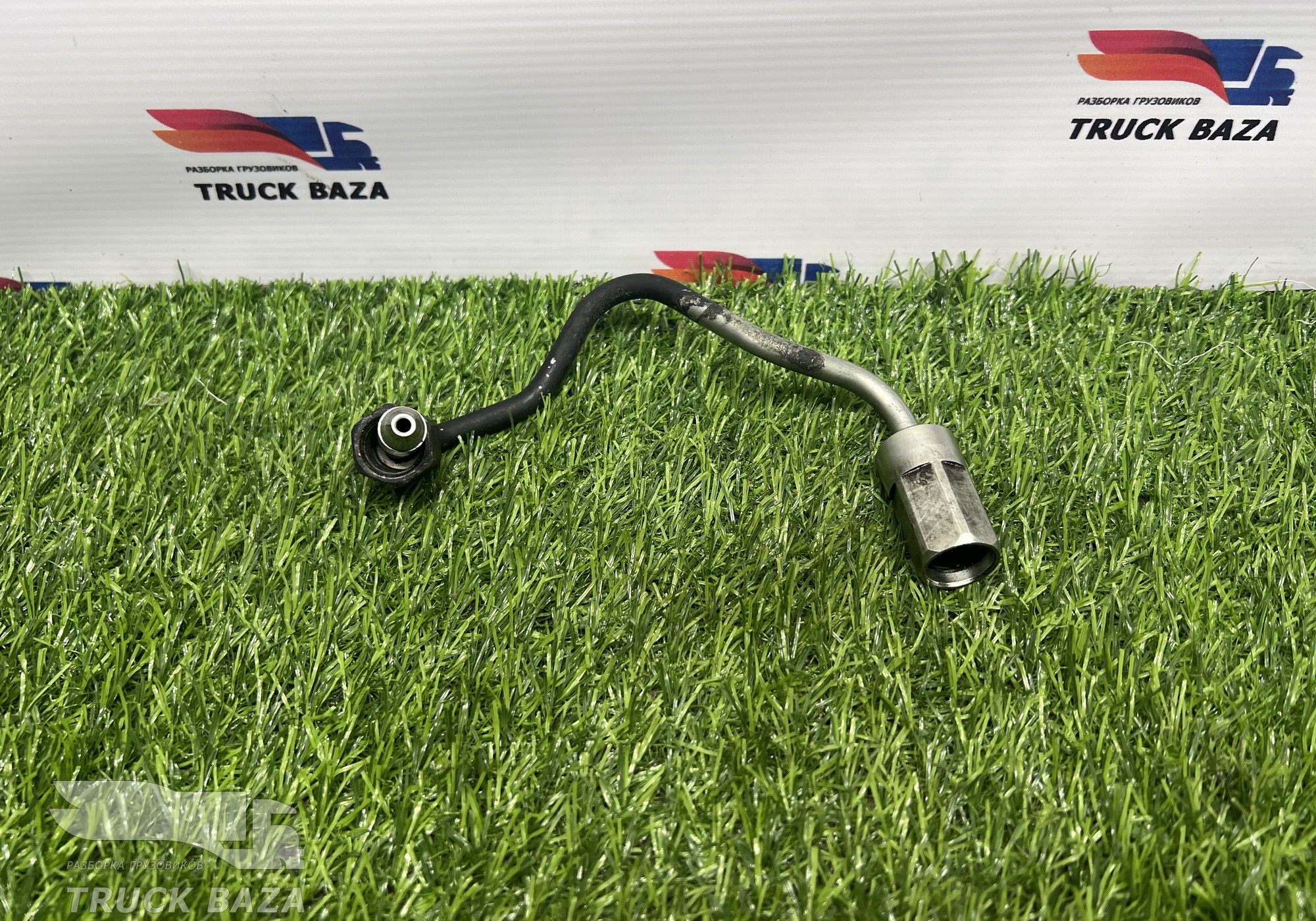 5689704 Трубка топливная для DongFeng GX DFH4180