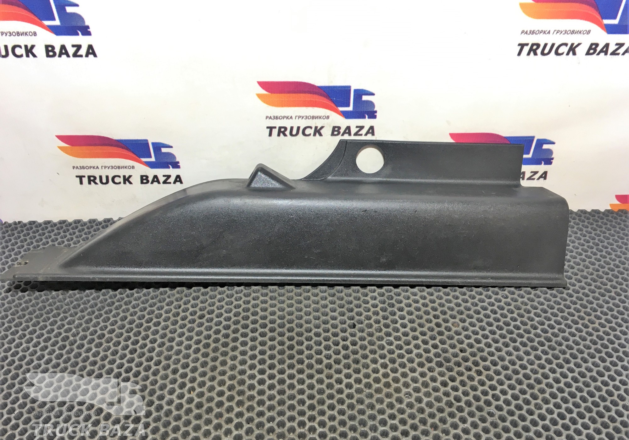 1368669 Накладка ручки бардачка правая для Daf CF II (с 2006 по 2013)