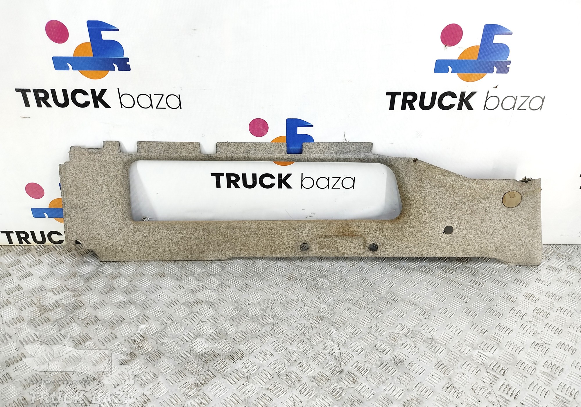 81629300353 Обшивка салона левая для Man TGX II (с 2012)