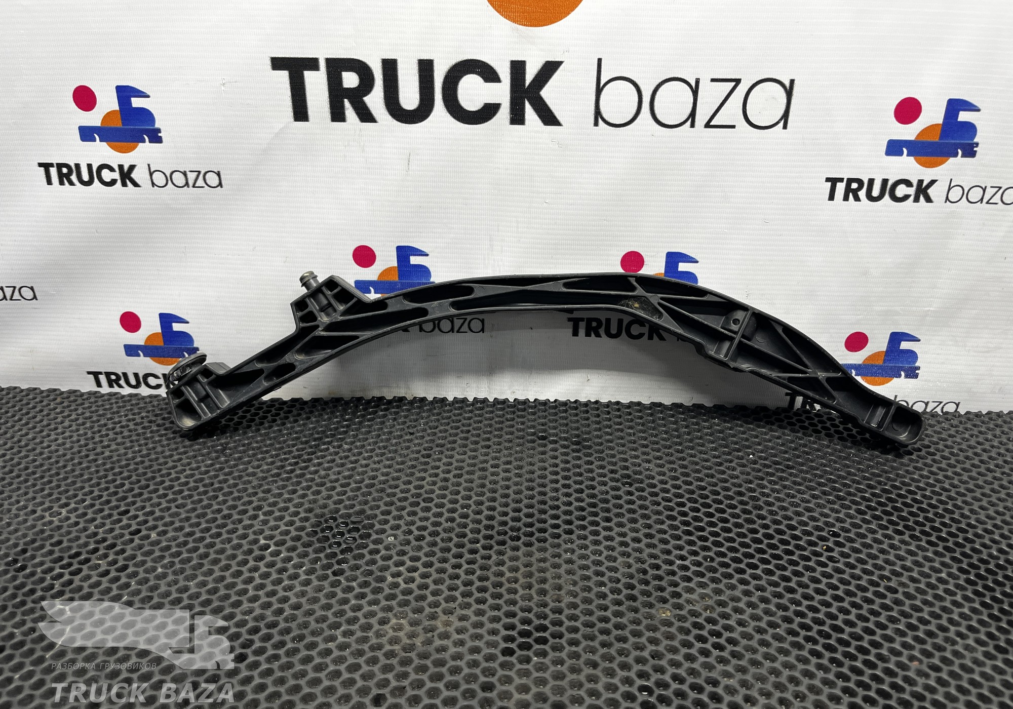 WG1662875232 Кронштейн солнцезащитного козырька для Sinotruk Howo T5G