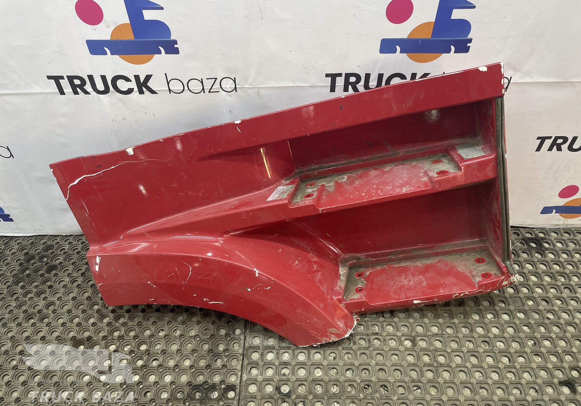 549018403016 Корпус подножки правый для КАМАЗ 54901