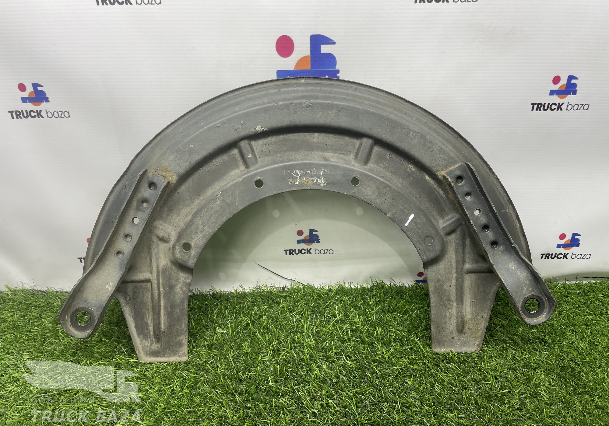 1490168 Пыльник тормозного диска