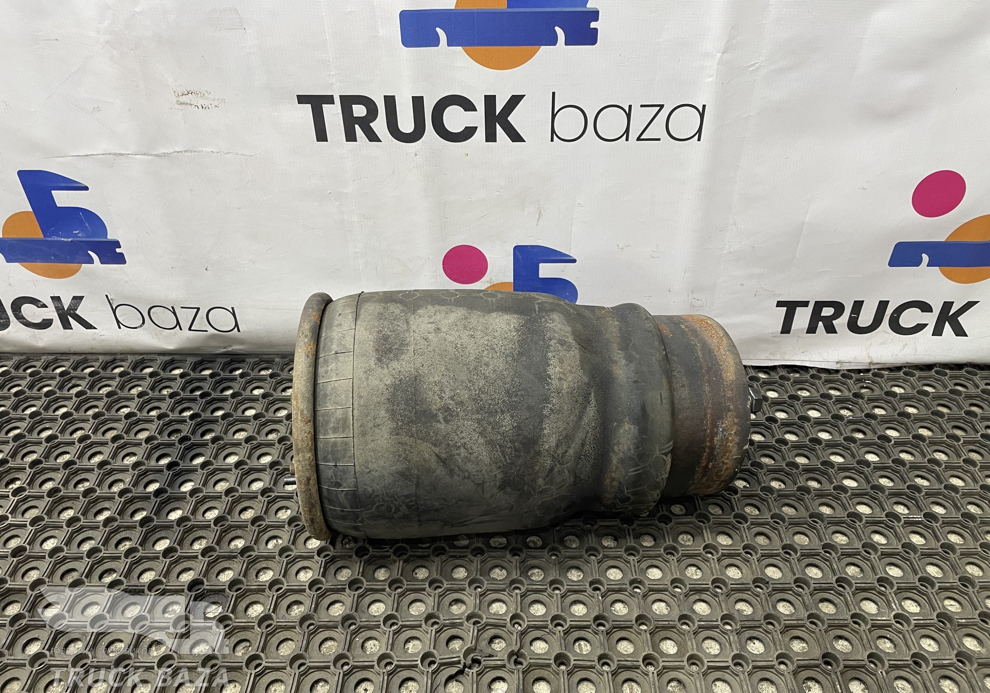 9048840SX Подушка пневмоподвески задняя