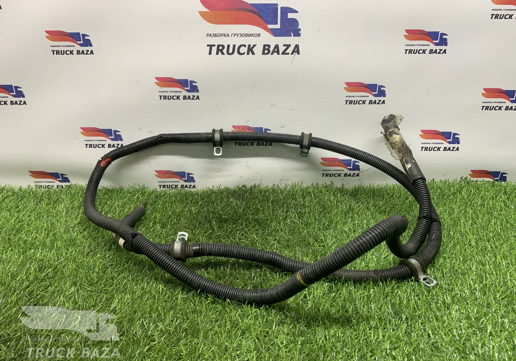 7421736498 Провод силовой 2000 мм / 7 мм для Renault T (с 2013)